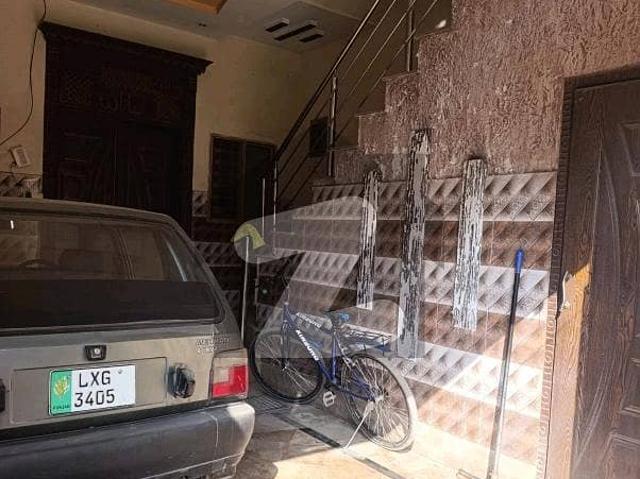Buy A Centrally Located Prime Location 3 Marla House In Aamir Town