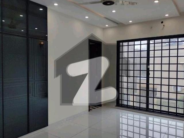Buy A House Of 10 Marla In Bahria Town Sector C
