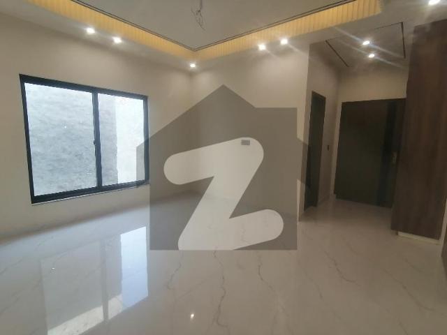 Buy A Prime Location House Of 5 Marla In Royal Orchard