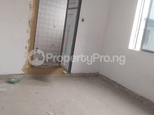 Buy A Room Self Contained in Fola Agoro, Yaba Lagos 4MGFS | PropertyPro Nigeria