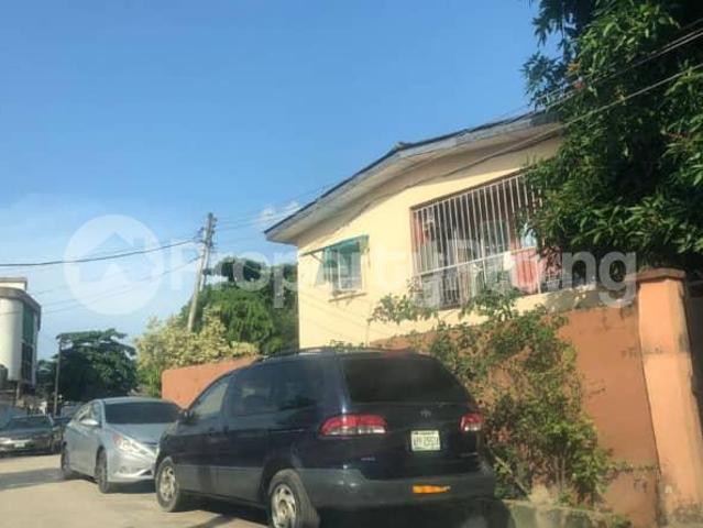 Buy A Storey Building in Onike, Yaba Lagos 5LXNA | PropertyPro Nigeria