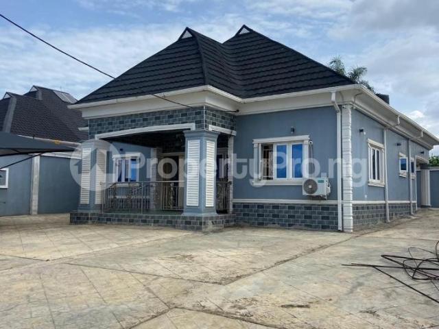 Buy A Standard Three Bedroom Bungalow in Iwo Rd, Ibadan Oyo 5MFDB | PropertyPro Nigeria