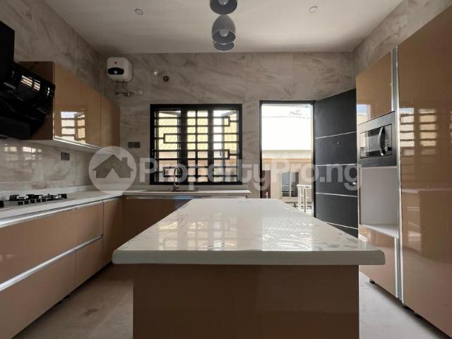 Buy Affordable 4 Bedroom Terrace Duplex in Ikoyi Lagos 3MJWF | PropertyPro Nigeria