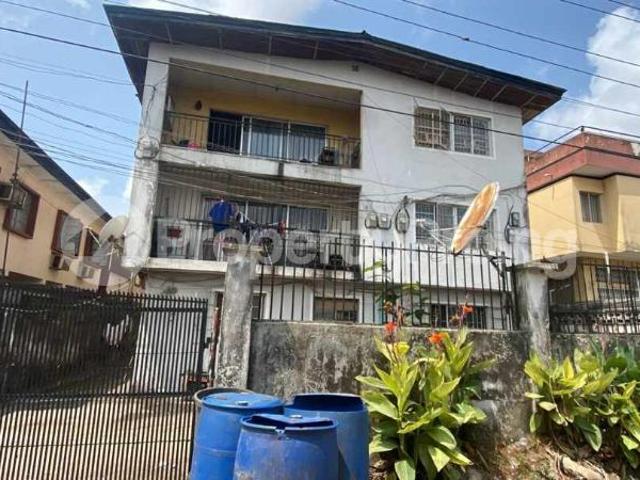 Buy Block Of Flats in Ire Akari, Isolo Lagos 4LUTA | PropertyPro Nigeria