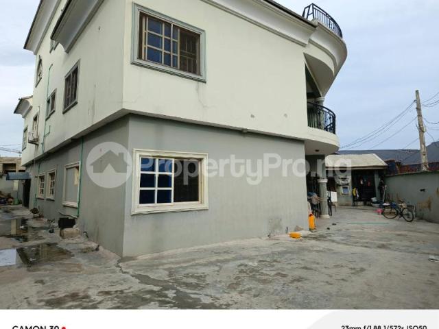 Buy Building With 3 Unit 2 Bedroom Flat &3 Bedroom in Ogudu Orike, Ogudu Lagos 0LMQV | PropertyPro Nigeria