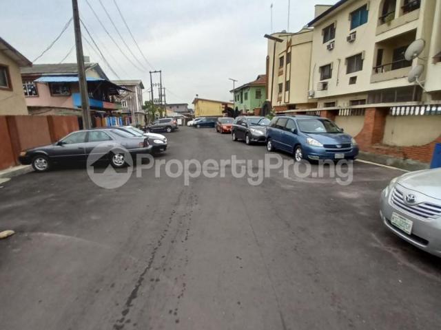 Buy Demolishable Structure in Surulere Lagos 3MUEX | PropertyPro Nigeria