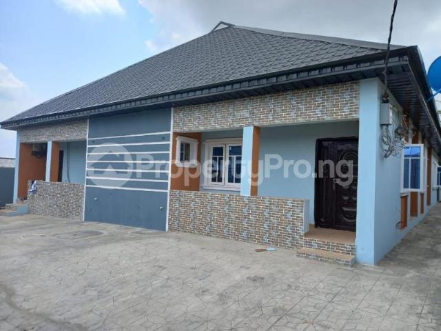 Buy Distress Sale. New Blocks Of Flat + Cofo On A Plot in Berger, Ojodu Lagos 5LVSL | PropertyPro Nigeria