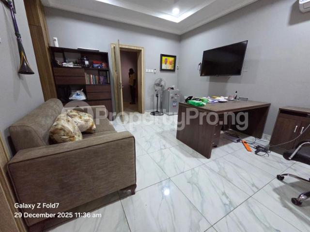 Buy Distress Sales 4bedroom Terrace Duplex With Bq in Guzape Abuja 3NYLQ | PropertyPro Nigeria
