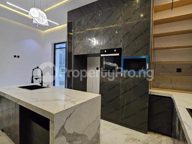 Buy Exquisite 6 Bedroom Detached House in Agungi, Lekki Lagos 8LYKL | PropertyPro Nigeria
