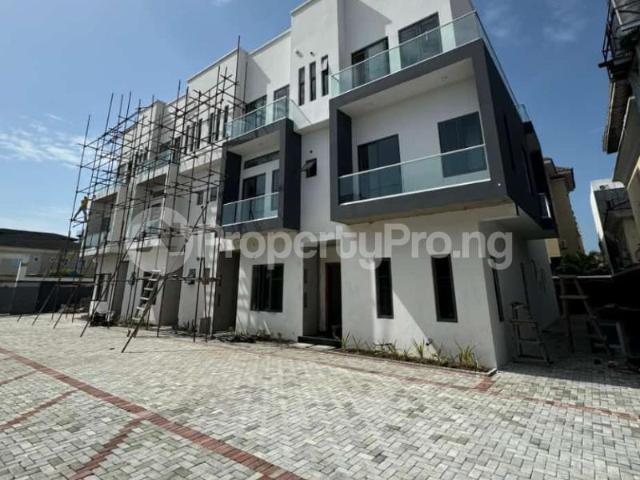 Buy House in ONIRU, Victoria Island Lagos 7LHNJ | PropertyPro Nigeria
