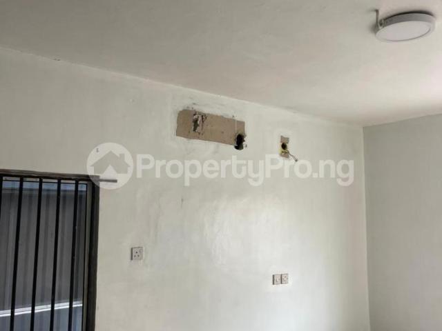 Buy Lovely Spacious 4 Bedroom Flat + Amenities in Adeniyi Jones, Ikeja Lagos 7MPGQ | PropertyPro Nigeria