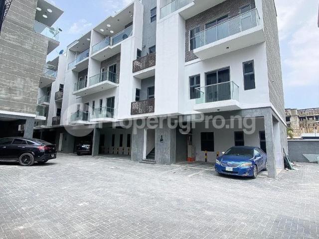 Buy Lovely 1 Bedroom Apartment in Lekki Phase 1, Lekki Lagos 4NGXD | PropertyPro Nigeria