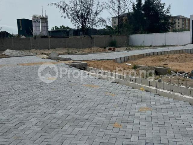 Buy 300sqm Dry Land in Lekki Lagos 3MXRF | PropertyPro Nigeria