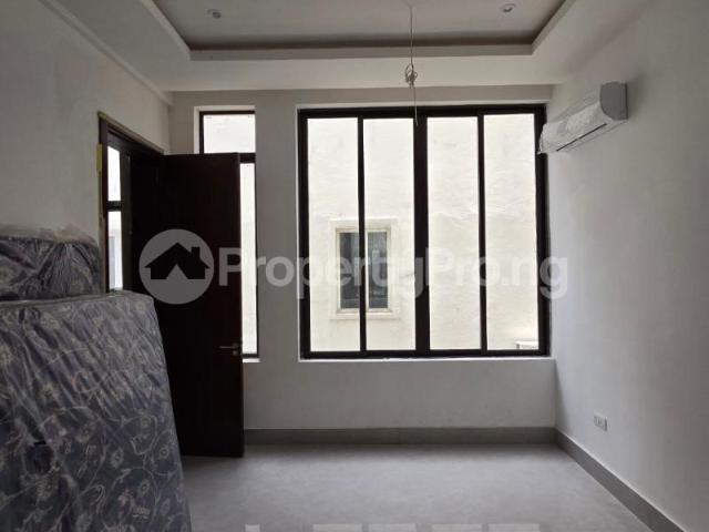 Buy 3 Bedroom Flat in Lekki Phase 1, Lekki Lagos 0MUBC | PropertyPro Nigeria