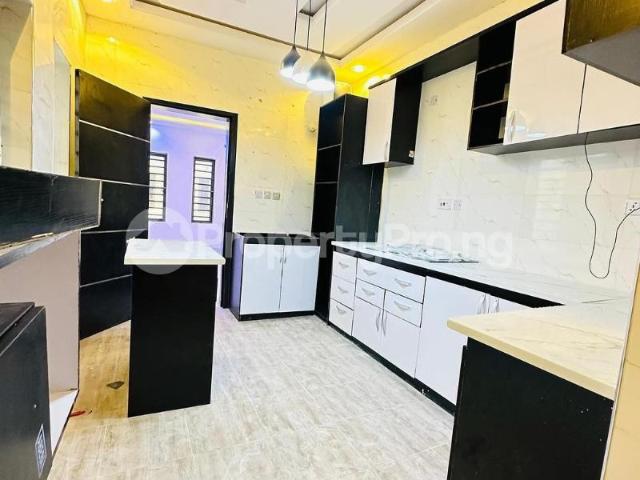 Buy Luxury 4 Bedroom Terraced Duplex With Bq & Balcony in Ikeja Lagos 1MEKB | PropertyPro Nigeria