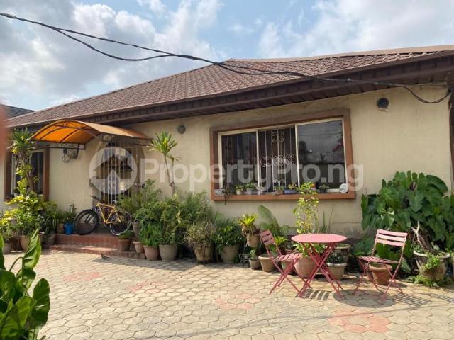 Buy Massive 4 Bedroom Detached Bungalow With 2 Flats in Anthony Village, Maryland Lagos 9MHGT | PropertyPro Nigeria