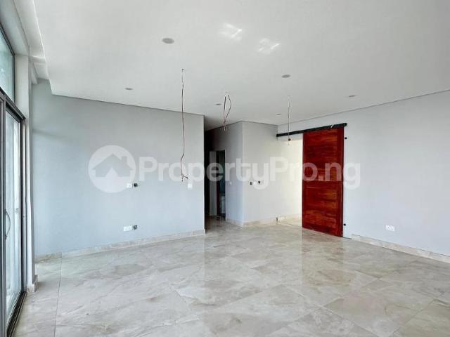 Buy 5 Bedroom Detached Duplex in Lekki Phase 1, Lekki Lagos 9MUUU | PropertyPro Nigeria