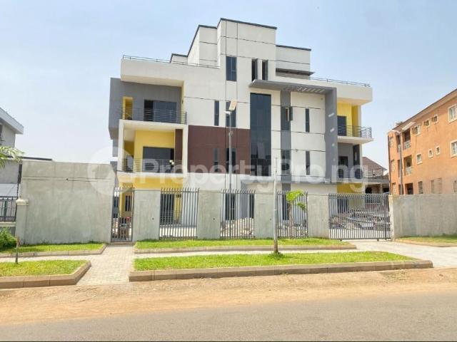 Buy New Serviced 3 Bedroom Flat + Bq in Wuye Abuja 8LREJ | PropertyPro Nigeria