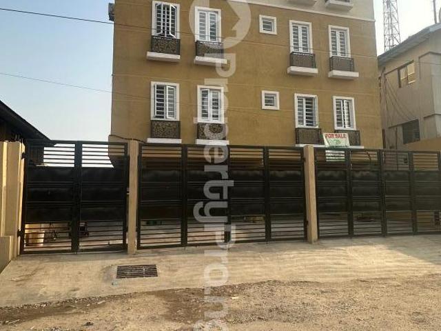 Buy Newly Built Block Of 3 Bedroom Apartments in Yaba Lagos 0MEMS | PropertyPro Nigeria