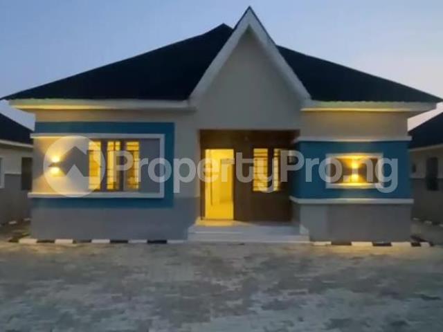 Buy 3 Bedroom Apartment With Bq in Along Lekki Expressway, Lekki Lagos 3NKMD | PropertyPro Nigeria