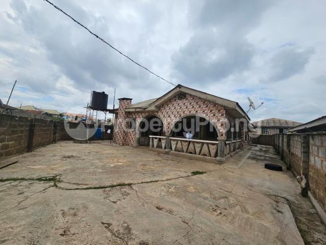 Buy Nicely Built 4bedroom Detached Bungalow in Abeokuta Ogun 5LVCT | PropertyPro Nigeria