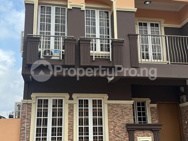Buy Serviced 4 Bedroom Terrace Duplex With Bq in Maryland Lagos 8MNZA | PropertyPro Nigeria