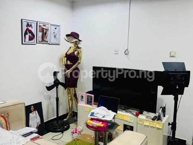 Buy Serviced One Room Self Contain. Studio Apartment in Lekki Phase 2, Lekki Lagos 7NKPU | PropertyPro Nigeria