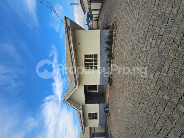 Buy 3 Bedroom Bungalow With 3 Units Of Bq in Lugbe Abuja 8NNUH | PropertyPro Nigeria