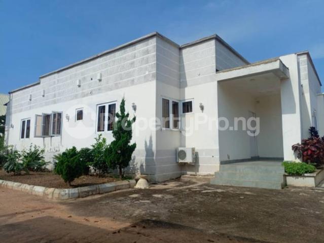 Buy Standard 3 Bedroom Bungalow in Kaduna South Kaduna 0NRHB | PropertyPro Nigeria