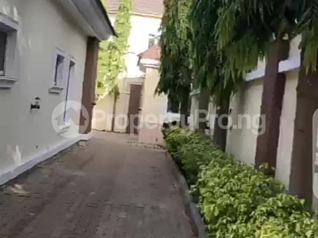 Buy Standard 5 Bedroom Bungalow With Bq in Kaduna North Kaduna 2LVHT | PropertyPro Nigeria