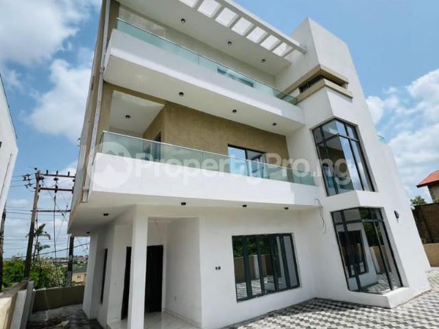 Buy Standard 5 Bedroom Duplex in Ibadan Oyo 7LFGL | PropertyPro Nigeria