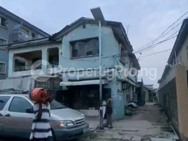 Buy A Storey Building in Western Avenue, Surulere Lagos 4MSPT | PropertyPro Nigeria