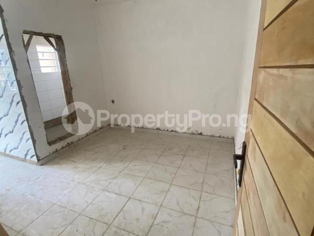 Buy Room Self Contain For Lease in Gbagada Lagos 1MSFX | PropertyPro Nigeria