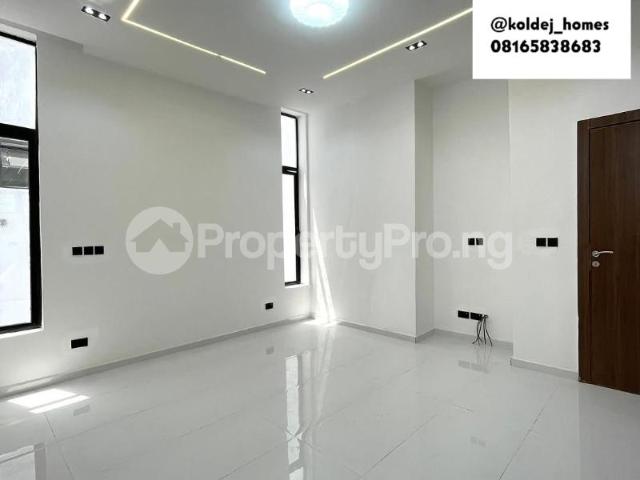 Buy Well Built 4 Bedroom Fully Detached Duplex With Bq in Ikota, Lekki Lagos 3MZHG | PropertyPro Nigeria