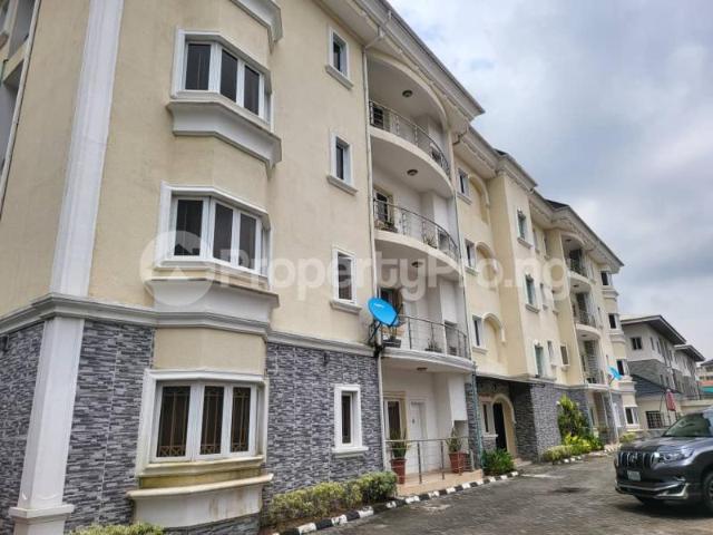 Buy Tenanted 8units 3bedroom Flat With Bq in ONIRU, Victoria Island Lagos 0LUTP | PropertyPro Nigeria
