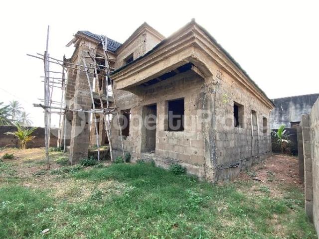 Buy Three Bedroom Penthouse in Ibadan Oyo 9MKBM | PropertyPro Nigeria