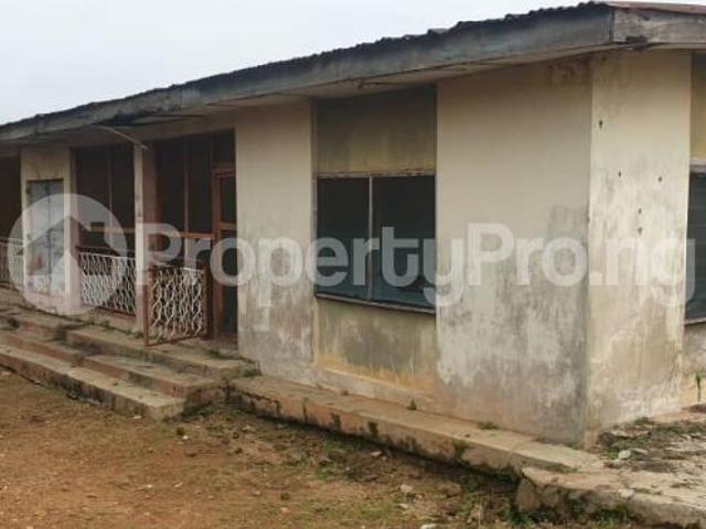 Buy Twin Semi Detached 3 Bedroom in Basorun, Ibadan Oyo 4LUFW | PropertyPro Nigeria