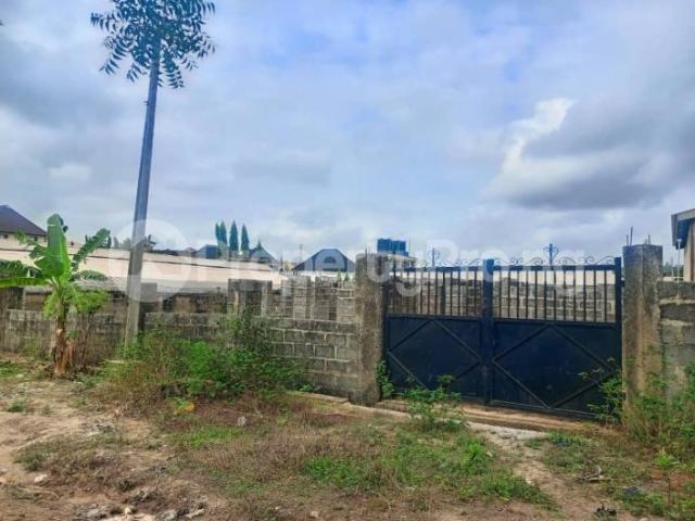 Buy Uncompleted 3 Bedroom Bungalow in Jericho, Ibadan Oyo 4MJMS | PropertyPro Nigeria
