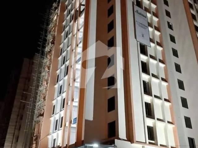 Buy your ideal 1600 Square Feet Flat in a prime location of Karachi