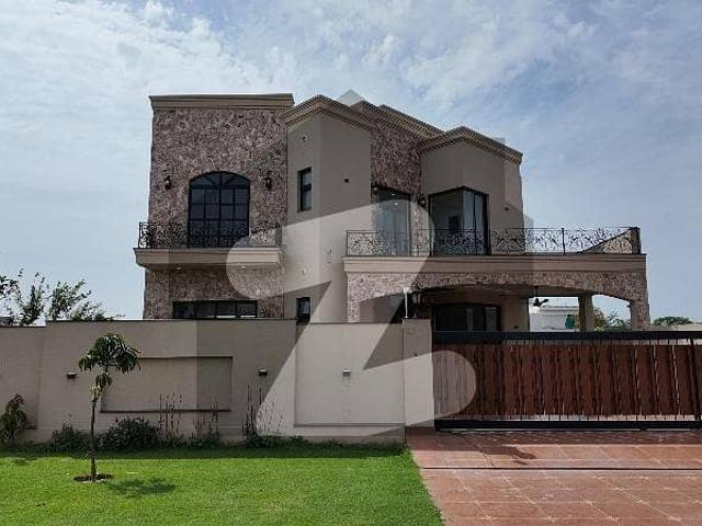 Buy Your Ideal 1 Kanal House In A Prime Location Of Lahore