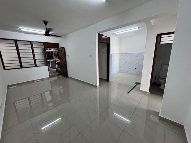 BUYDesa Permata Block 5 Turquoise Fully Renovated Farlim Ayer Itam