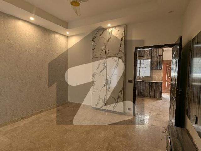Buying A Flat In? Paragon City