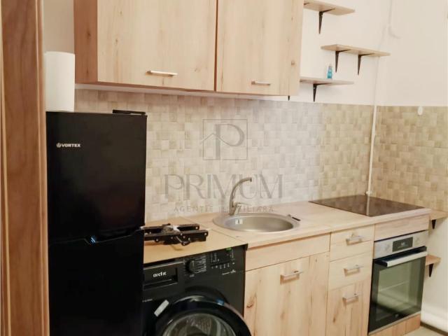 Buziasului 1 cam renovat decomandat bucatarie spatioasa