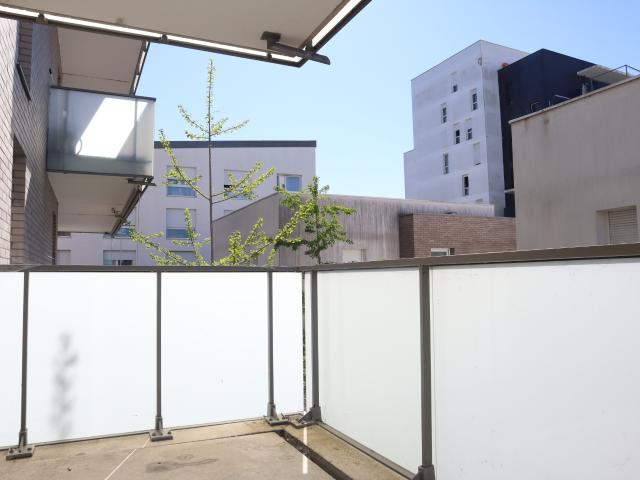 Bx Lac Appartement T2 avec Balcon et parking privatif