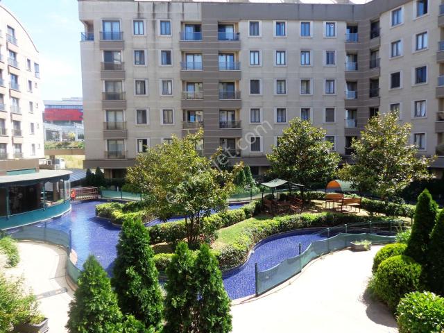 By Concept Sitesi Büyük Tip Çift Banyolu Boş 1.kat Satılık 2+1