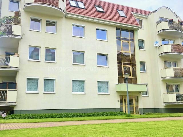 Dwupokojowe mieszkanie z balkonem i loggią w centrum Bydgoszczy polecam!