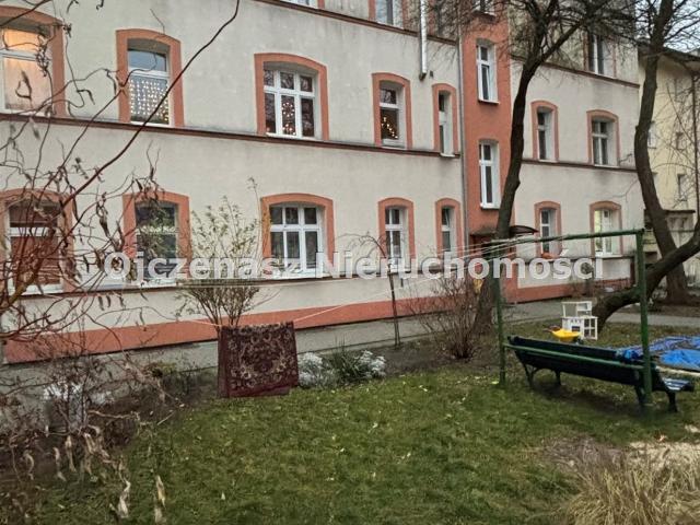 Przytulne 31 m² w centrum z ogrodem i piwnicą