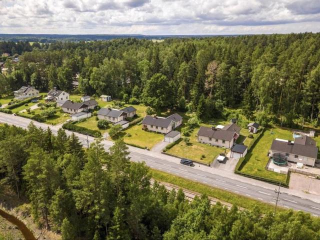 Byringevägen, Hållsta