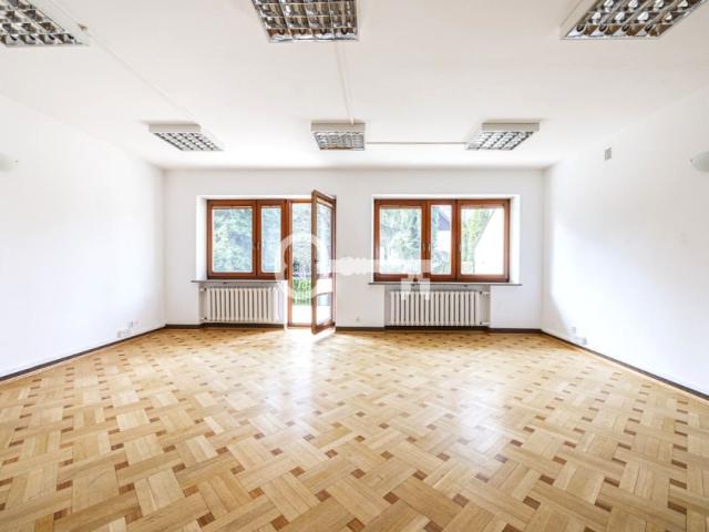 Bzowa 360 m², Warszawa