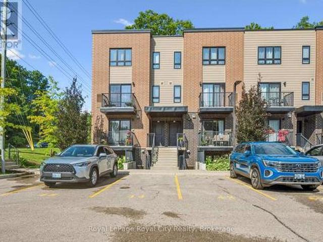 C1 190 Century Hill Drive, Kitchener, ON, N2E 0G9 townhouse for lease | Listing ID X13524 | Royal LePage